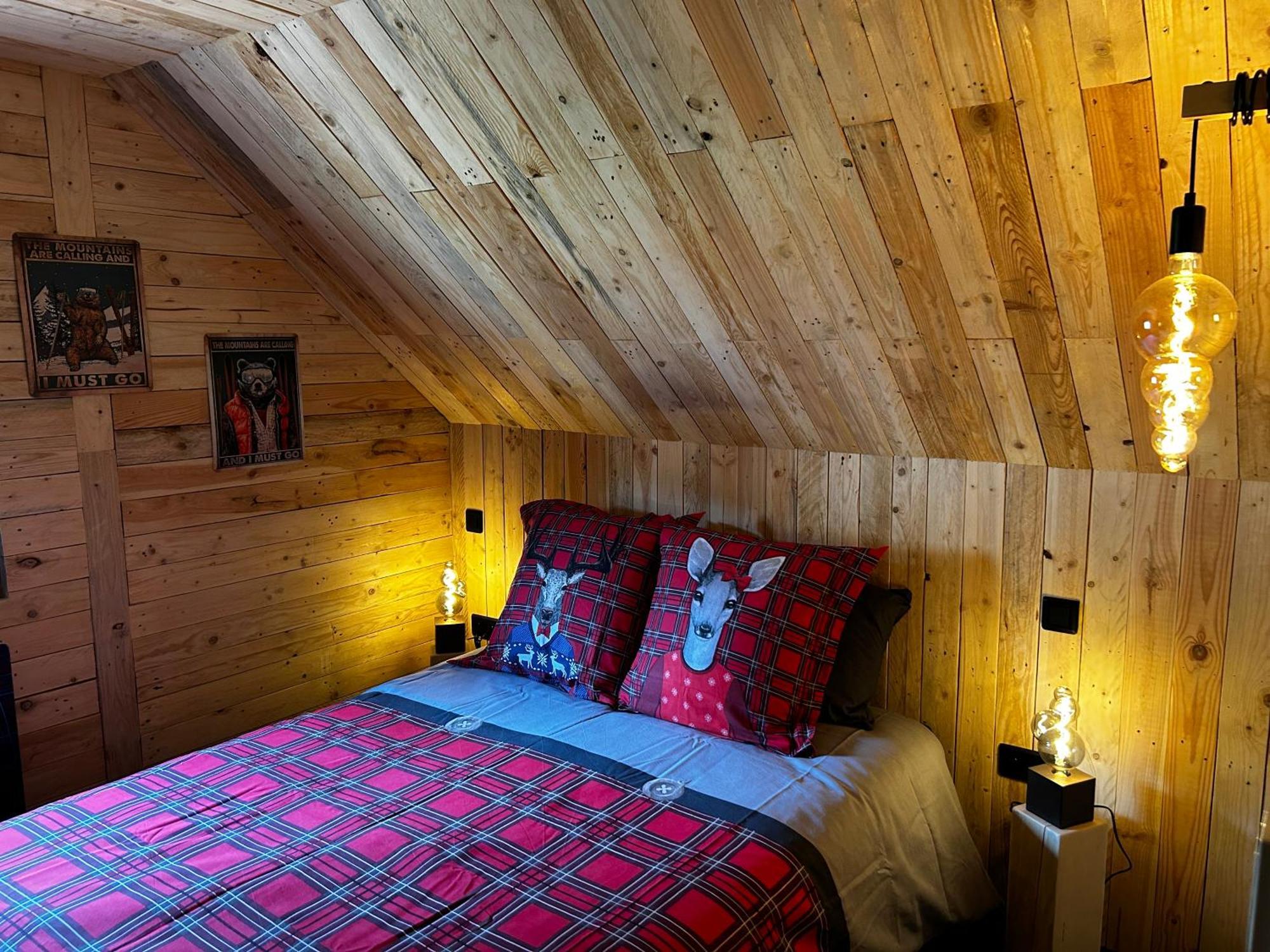 Chalet Avec Jacuzzi Prive, Vue Sur Les Vosges Belfahy Exteriör bild